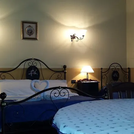 Pignatelli Πανσιόν