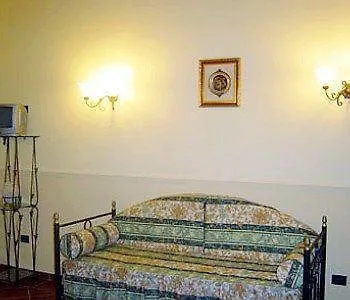 Pignatelli 3*