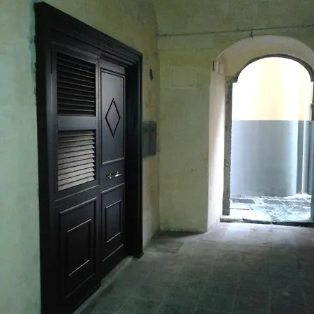 Pignatelli 3* Naples