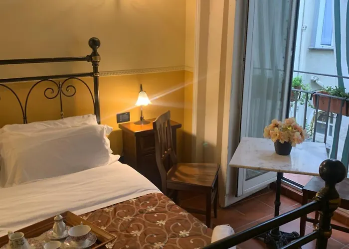 Pignatelli Konukevi Napoli